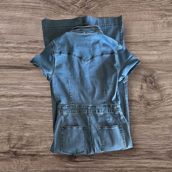 Women's Stylish Denim Cowgirl Jumpsuit - WISTERIA LANE Medium - Picture 3 of 8